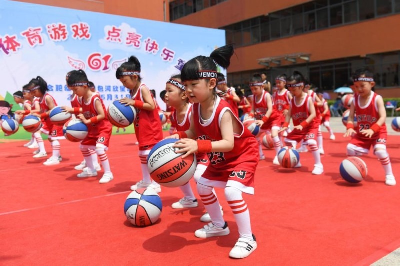 世体：西甲派代表考察巴萨临时球场，确保与瓦伦比赛顺利进行