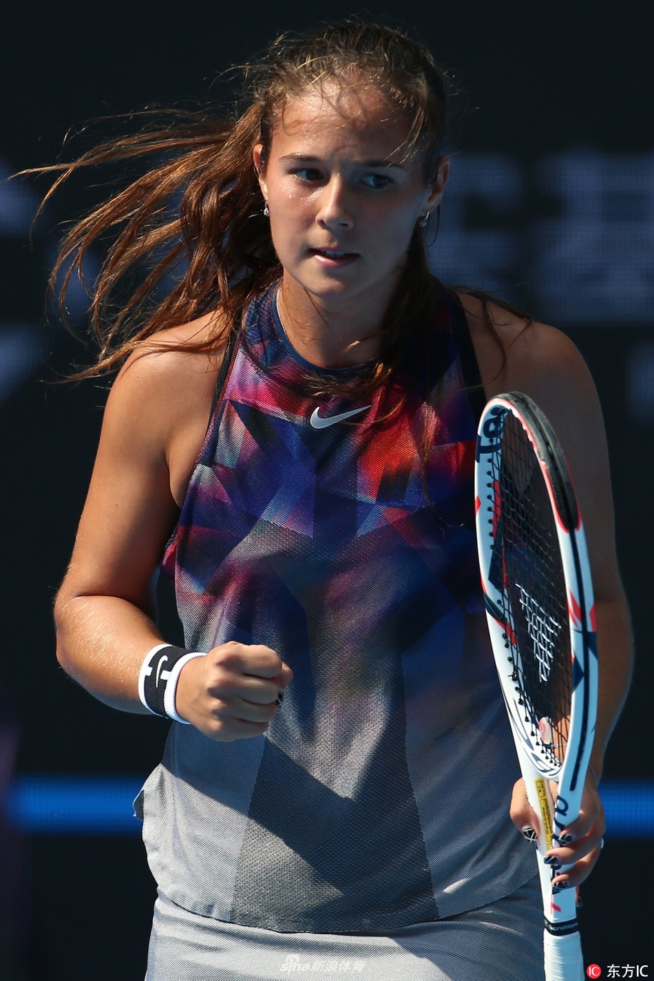 引着无数人 引着无数人